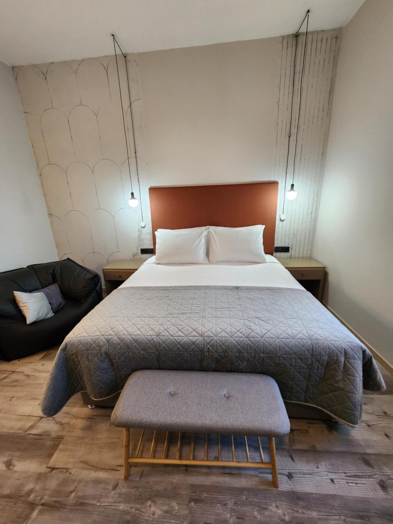 Hotel Amfiteatar PUY Exterior foto