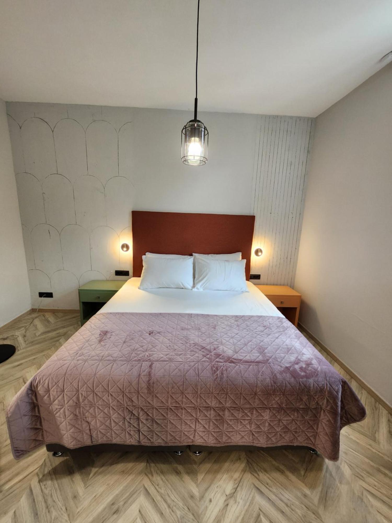 Hotel Amfiteatar PUY Exterior foto